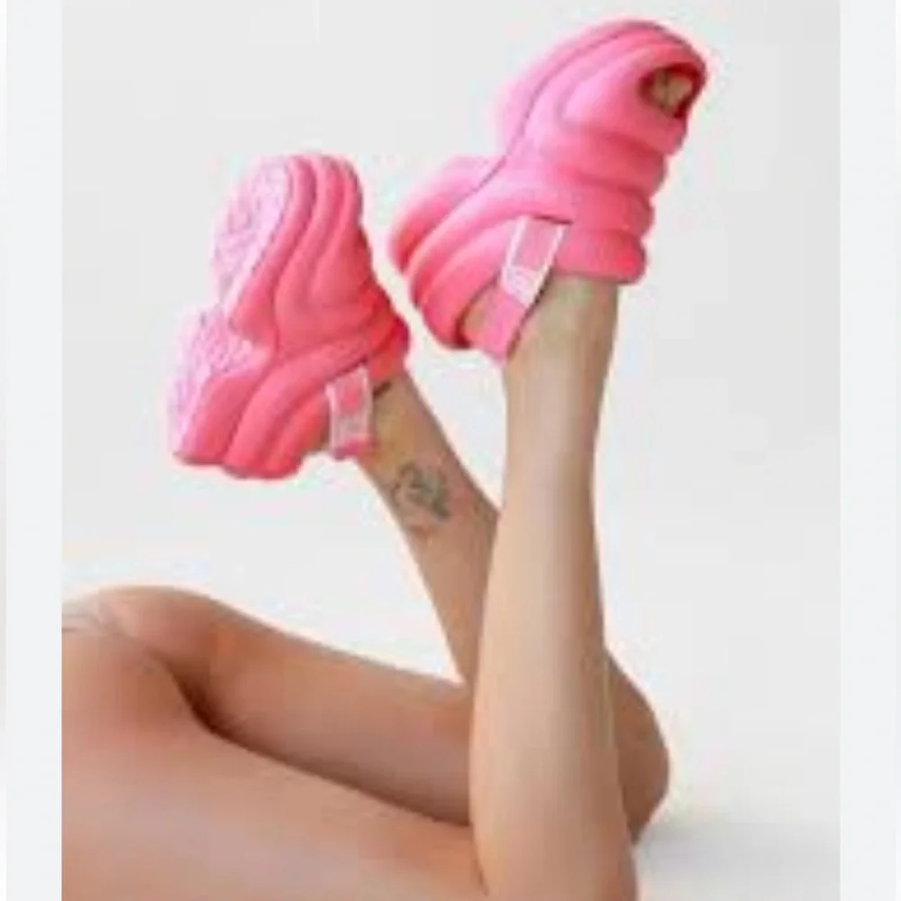 UGG Women's Pink Sandals